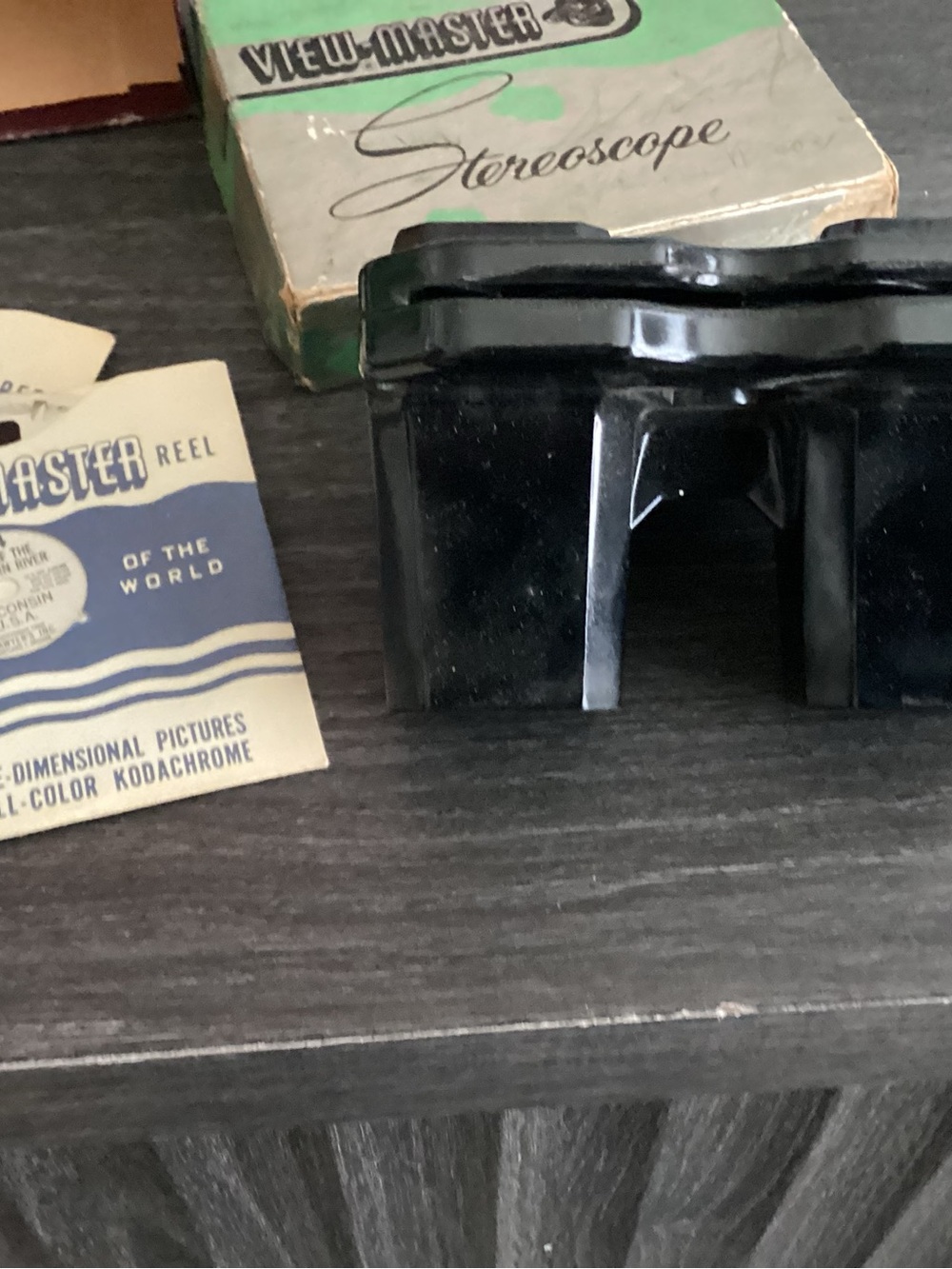 Vtg. VIEW- MASTER Steroscope Viewer box Manufactured by Sawyers - Picture 6 of 6